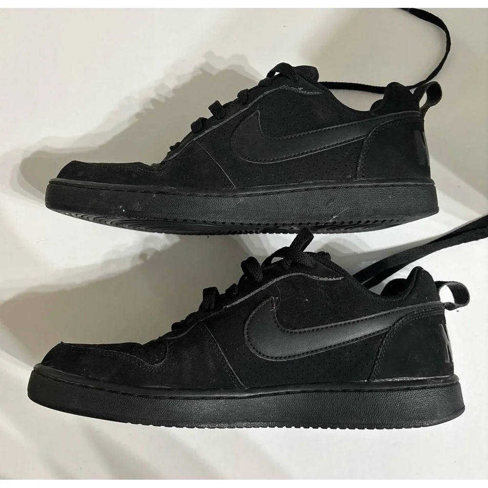 Nike Court Borough Low (size 8) Tripple Black Color Way (2016)